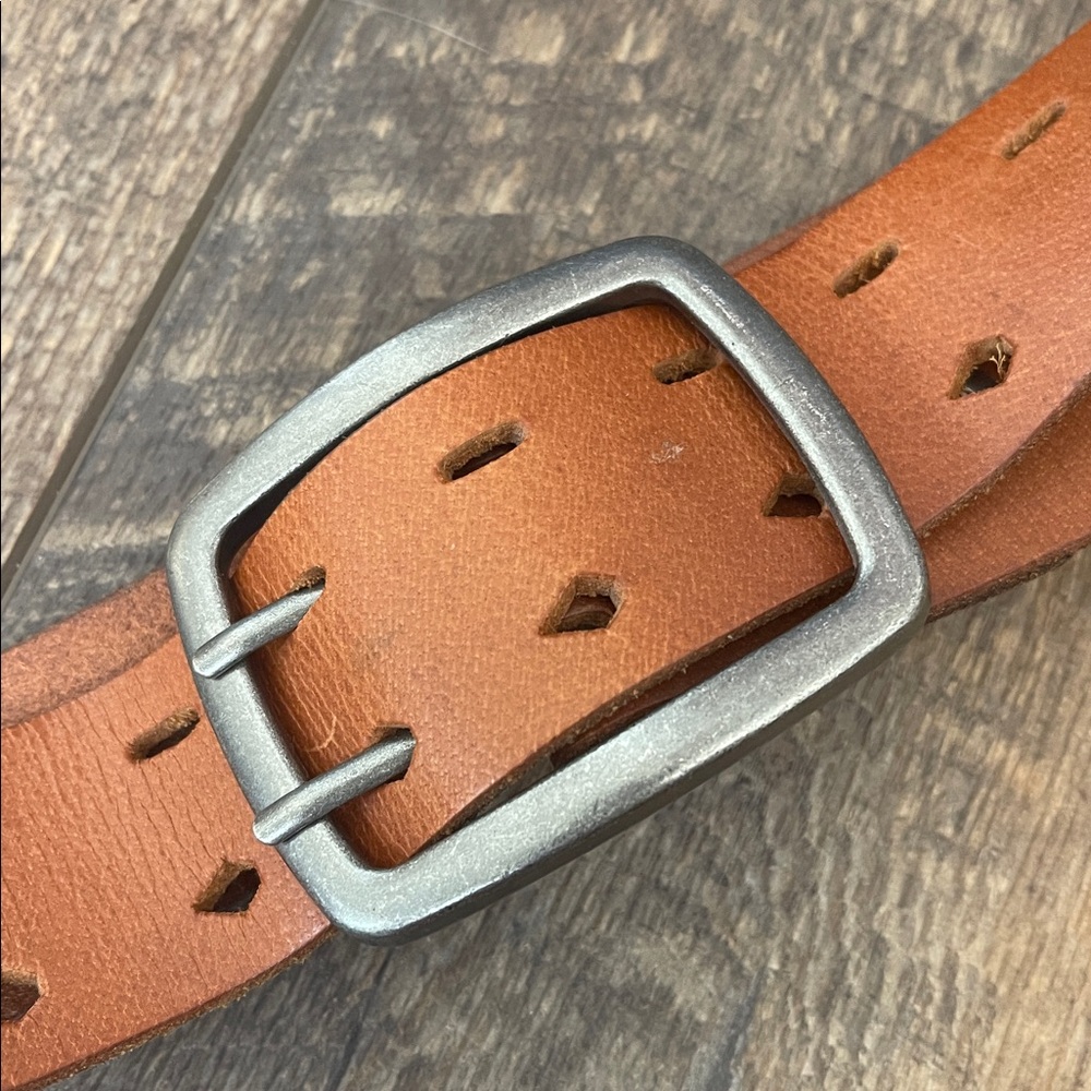 VOLCOM Leather Belt (34) - Picture 2 of 7